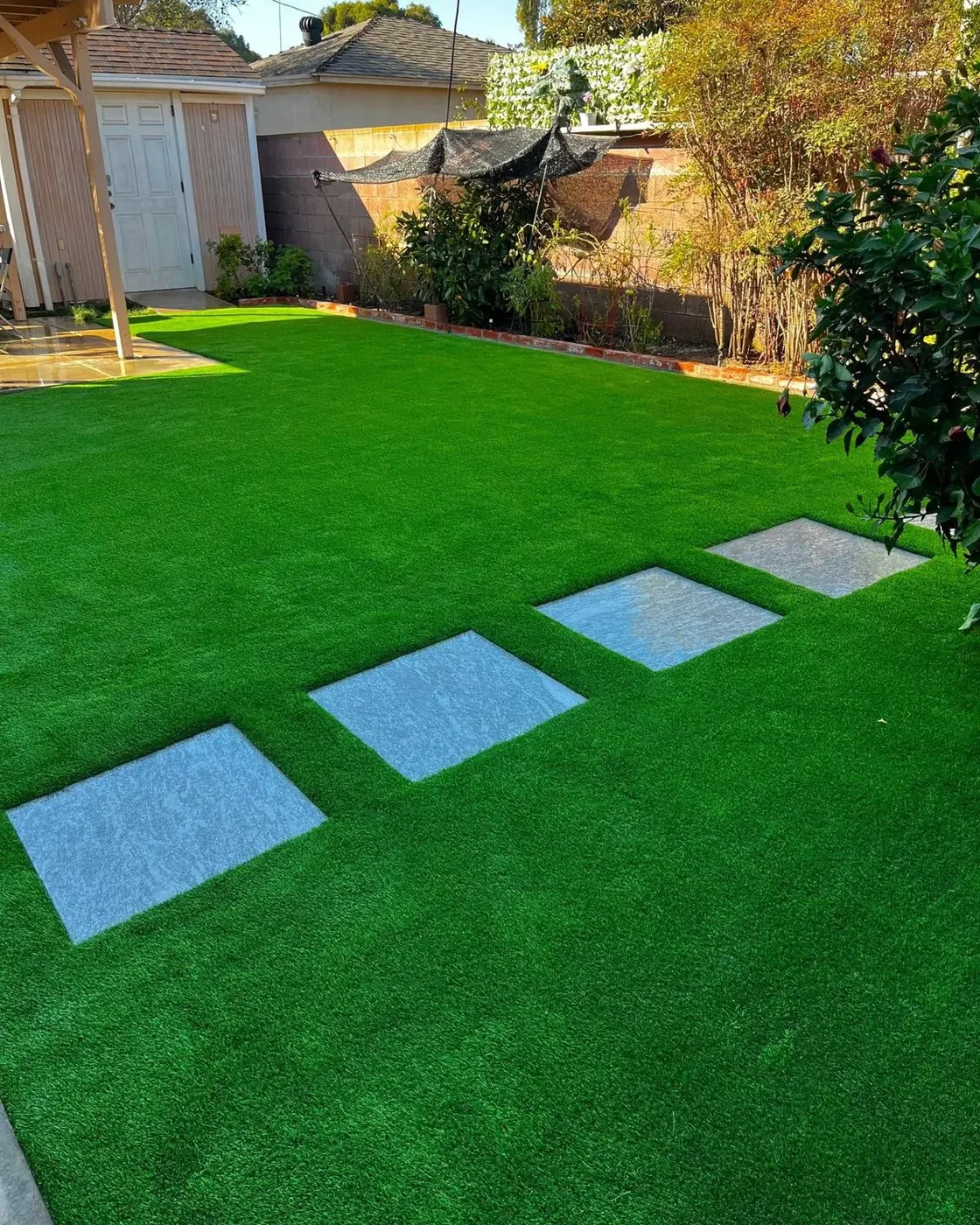 Stepping stones set into the lawn — lawn and landscape photo